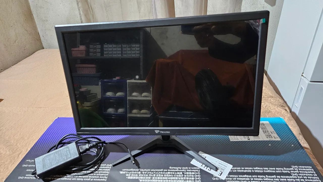 Monitor viewpoint 21,5" novo sem caixa.