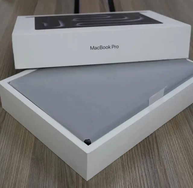 MacBook Pro 14-inch m5 pro 
