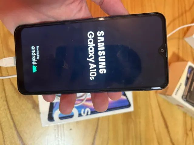 Celular Samsung Galaxy A10 (32GB)