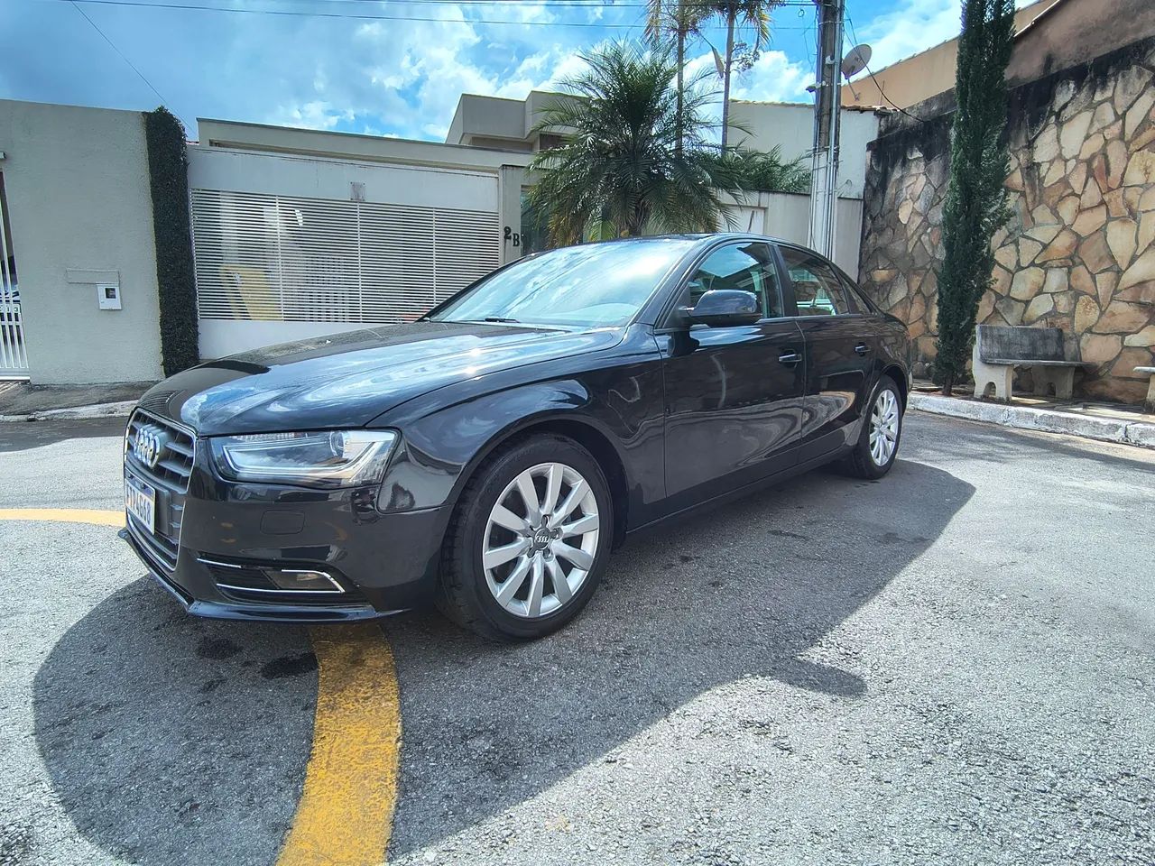 Audi A4 2014