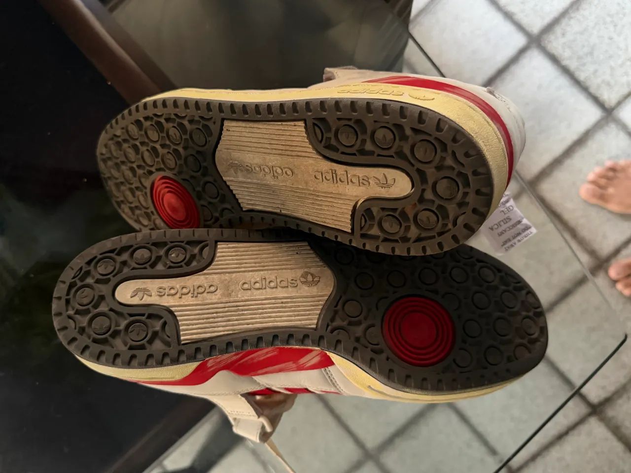 Tênis Adidas Fórum Low AEC - Foto 3