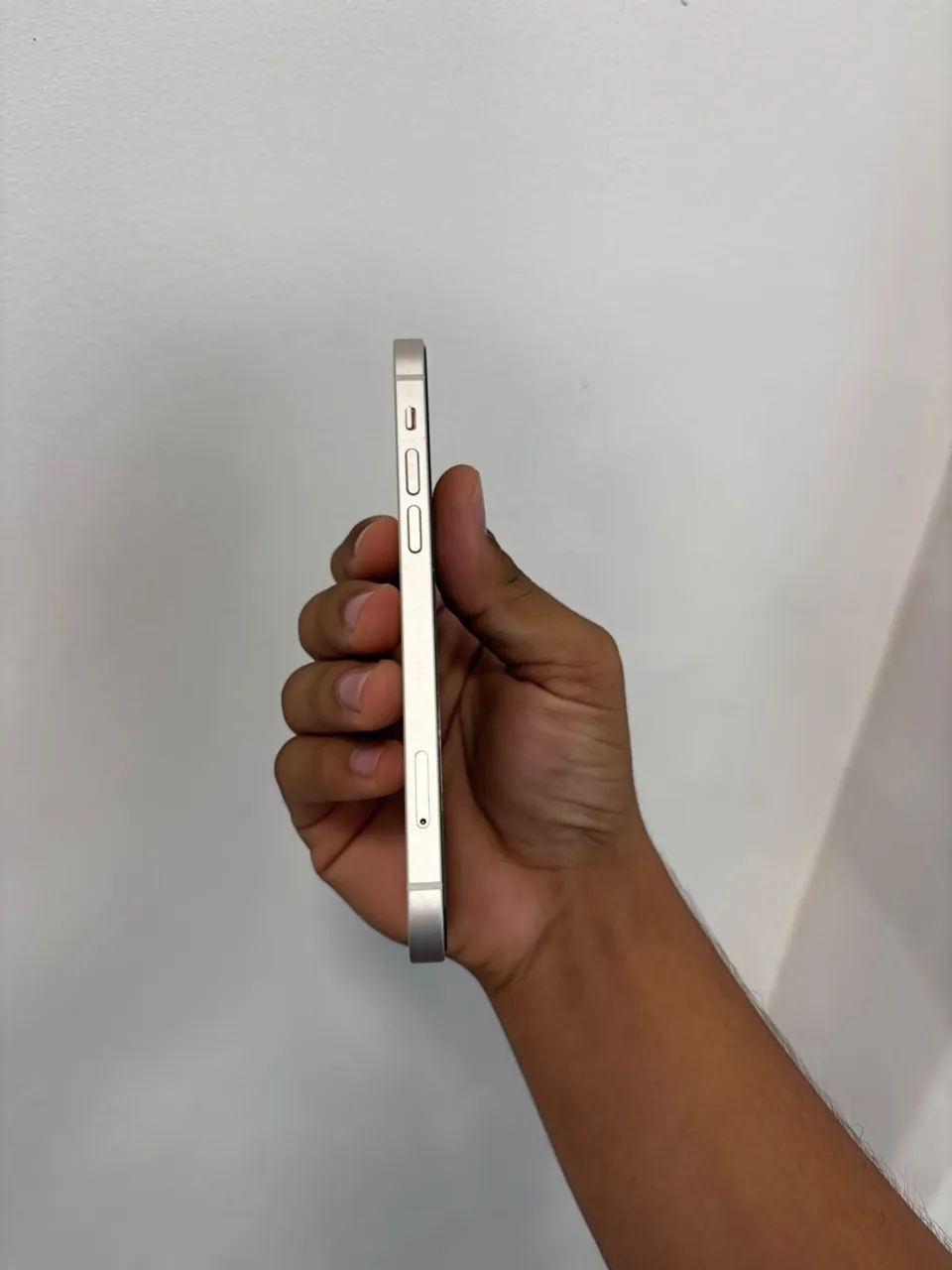 Vendo iPhone 12 branco 64gb.  - Foto 3