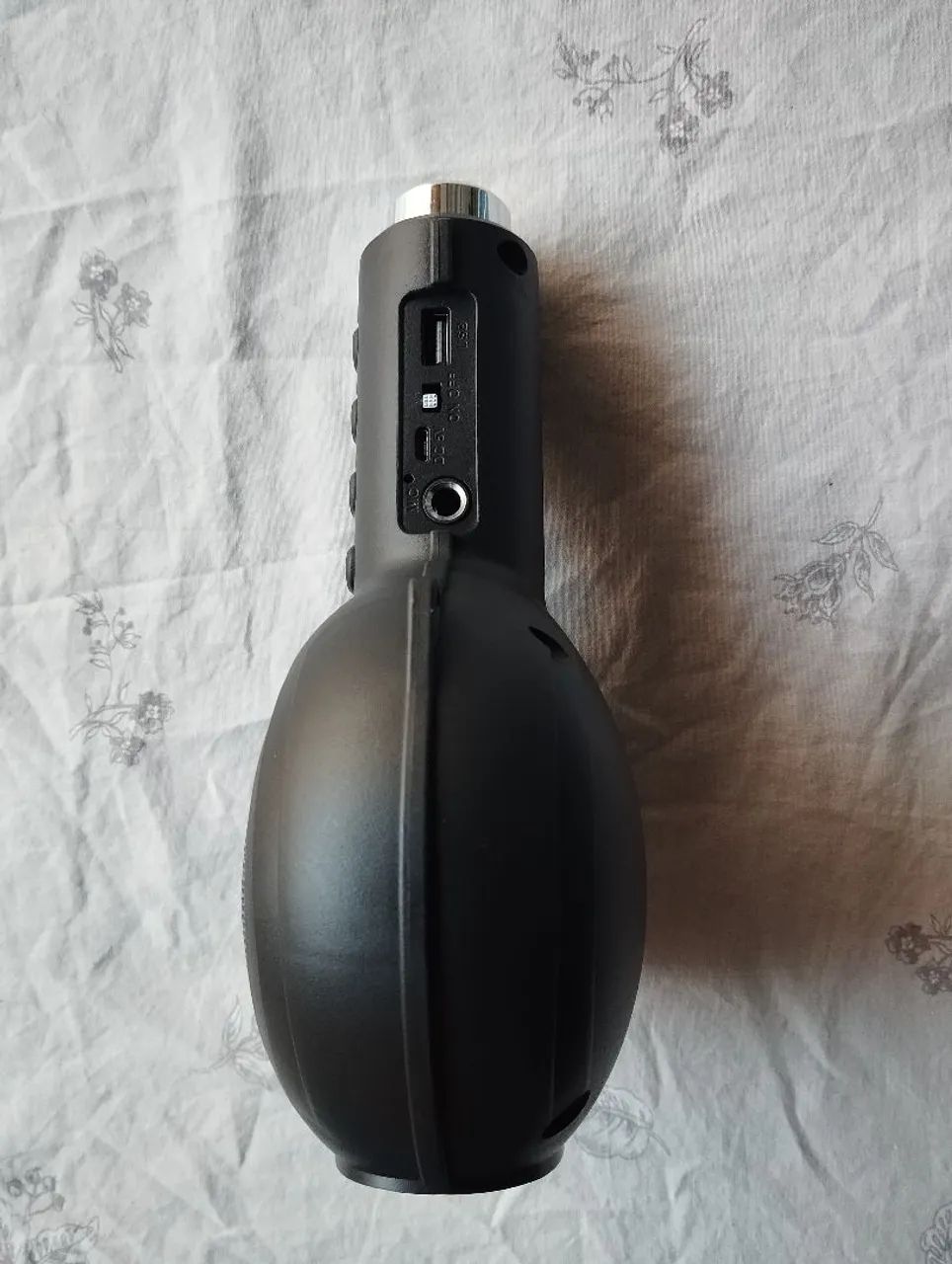 Caixinha de som formato de garrafa bluetooth  - Foto 3
