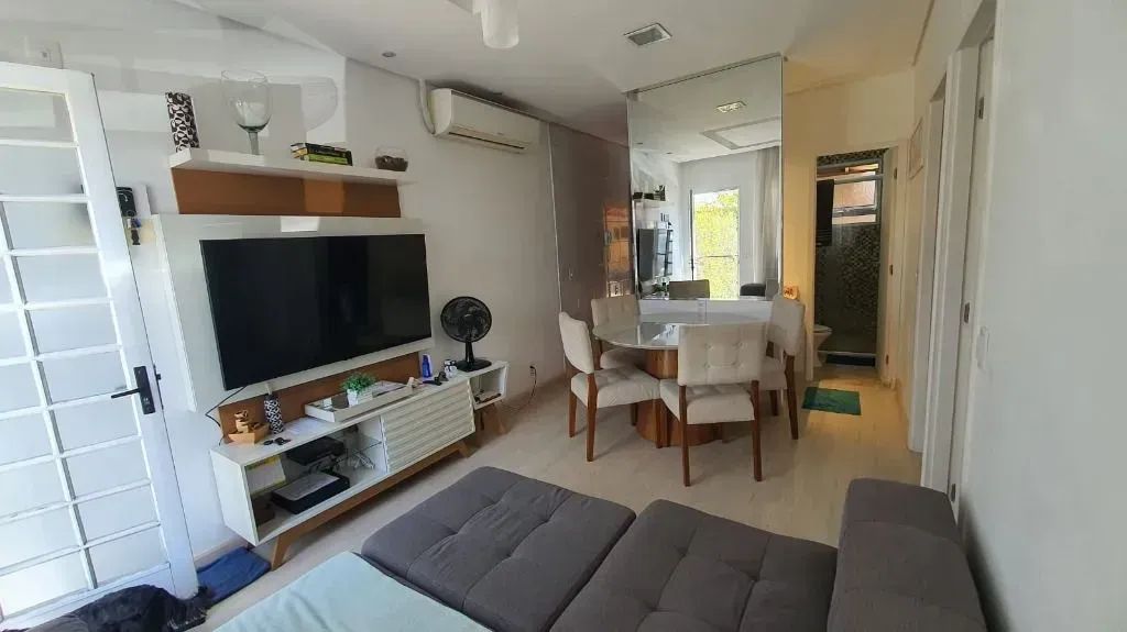 casa com quintal dos sonhos com Área Gourmet e Piscina