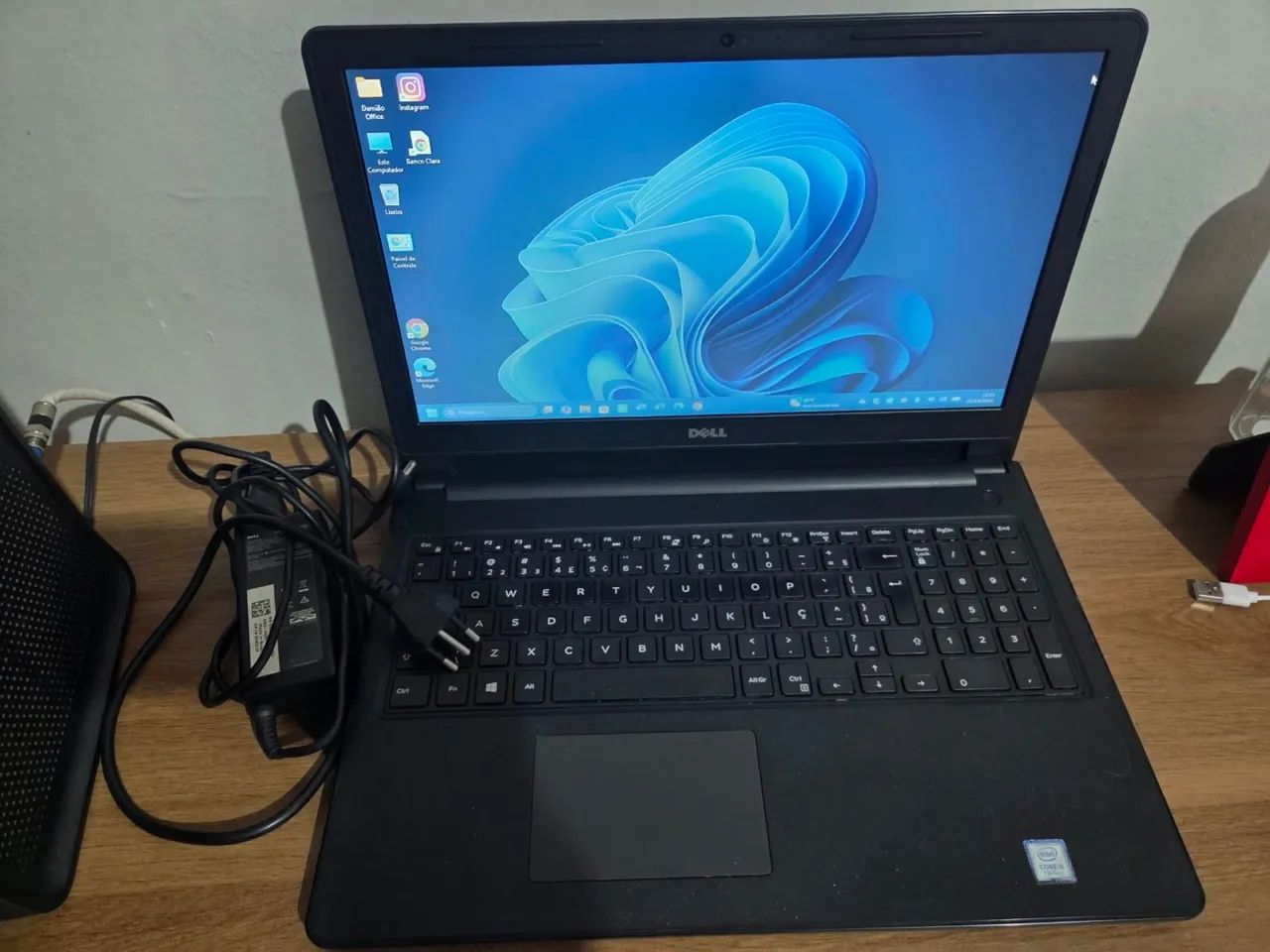 NOTEBOOK DELL. DESKTOP-QV3A820  - Foto 3