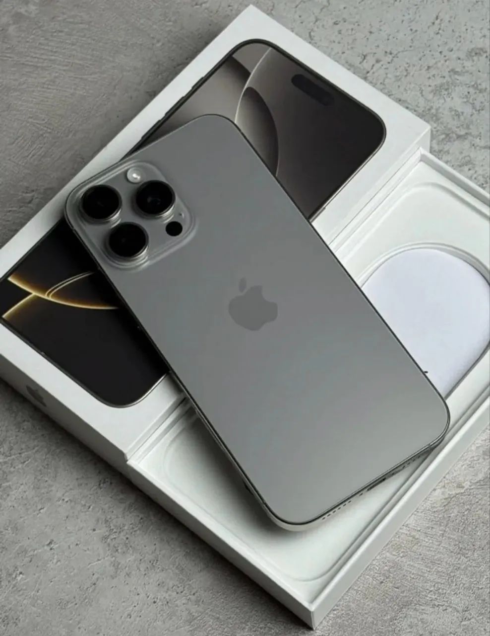 iPhone 16 Pro Max 
