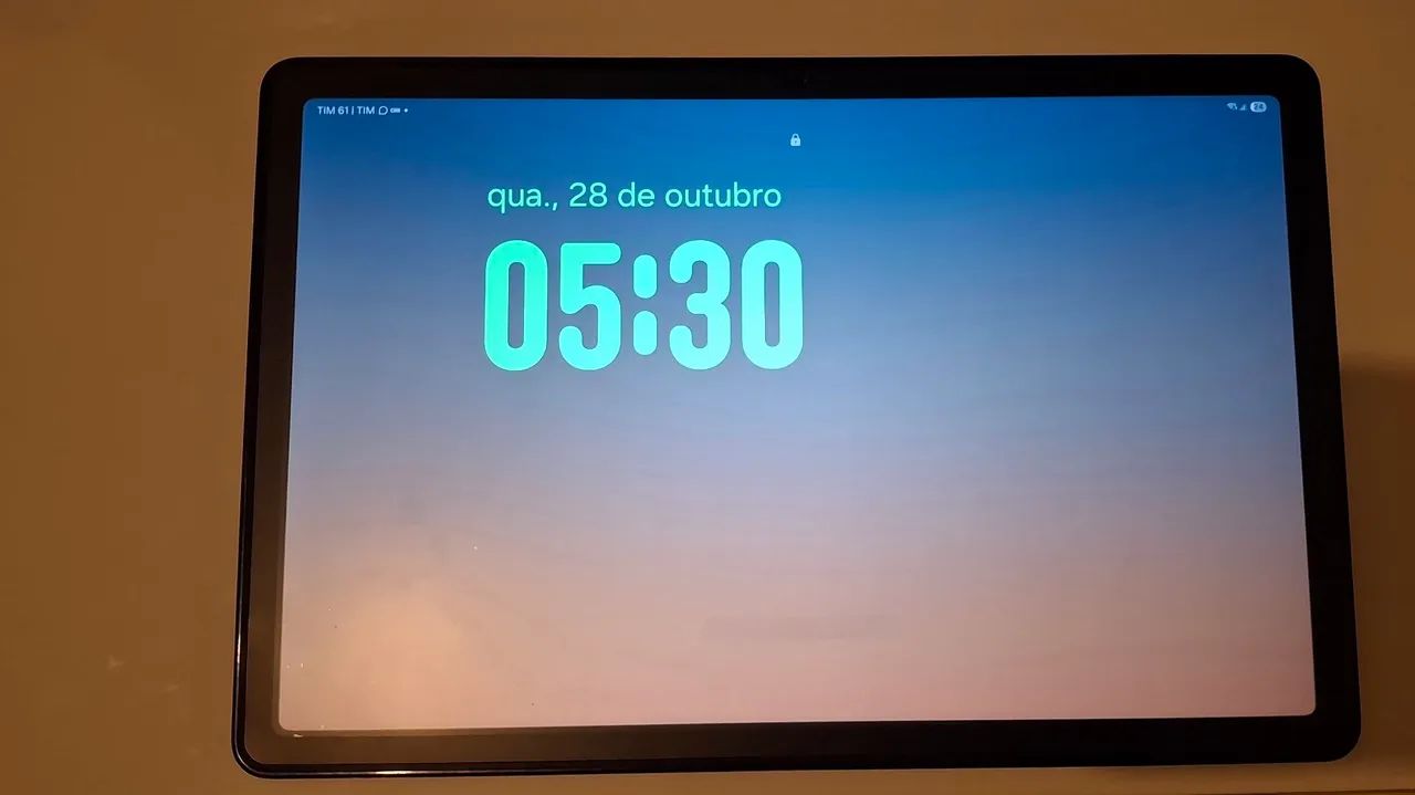Samsung Galaxy Tab A9+ 64GB 5G -- Conservado + Capa e Película Extra