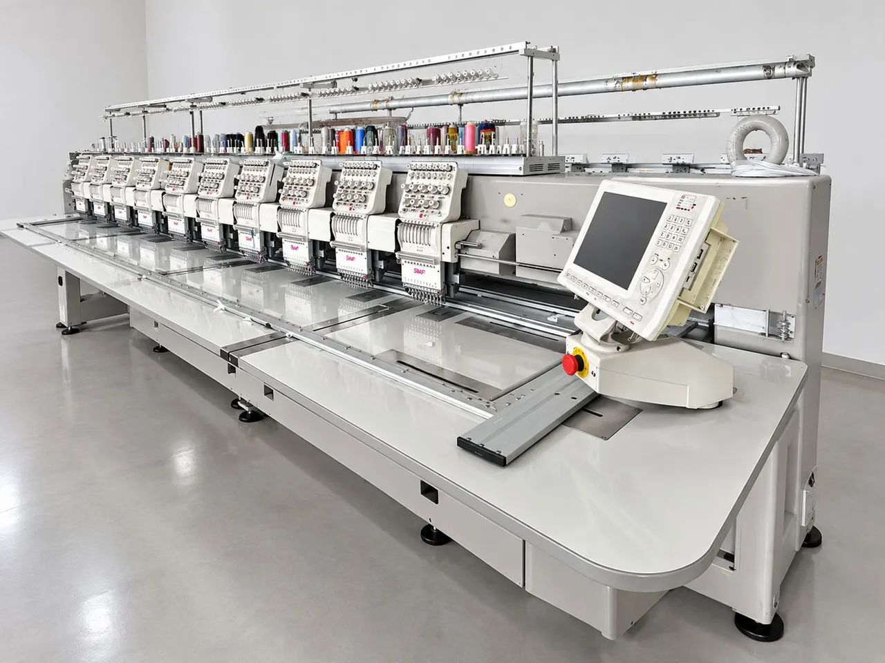 Máquina de bordado Swf 12 cabeças 
