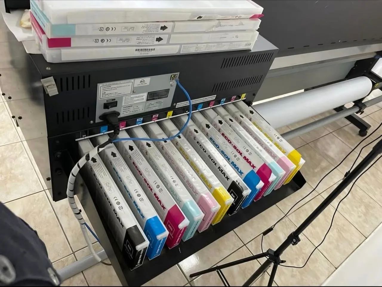 Roland XJ-740 - Foto 3