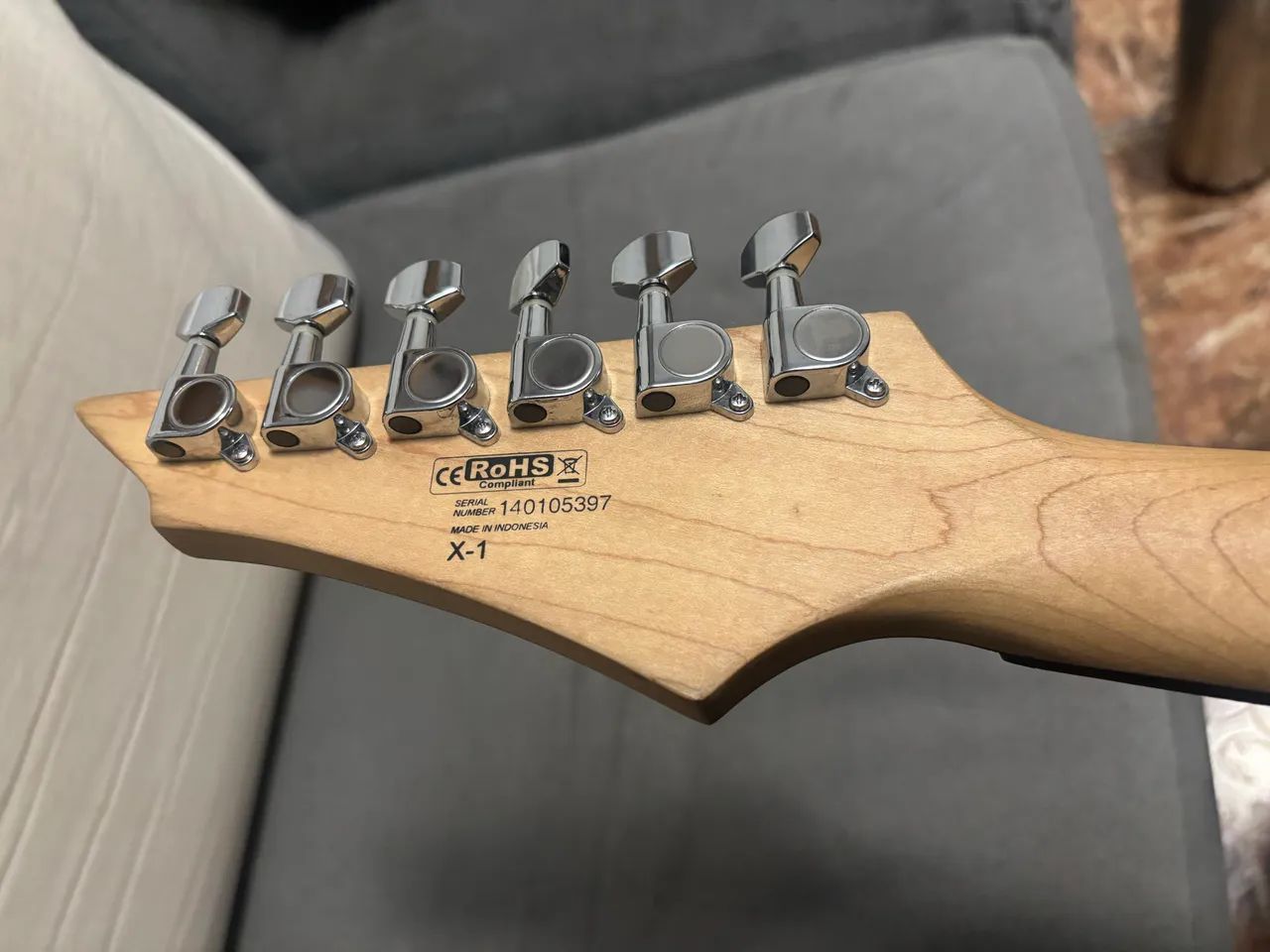Guitarra Cort X-1 Kit  - Foto 3