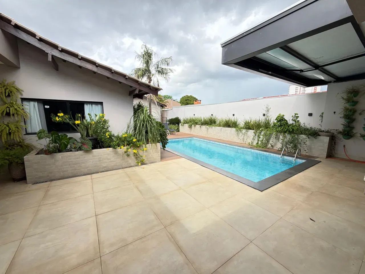 Casa Térrea/Comercial - Jardim das Américas