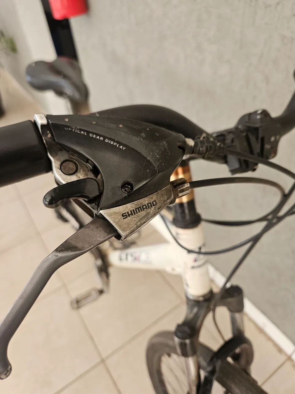 Bicicleta com acessórios shimano - Foto 4