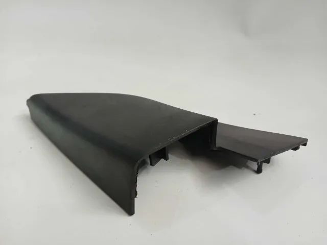 Moldura Acabamento Retrovisor Esquerdo Versa 2015/2018 - Foto 2