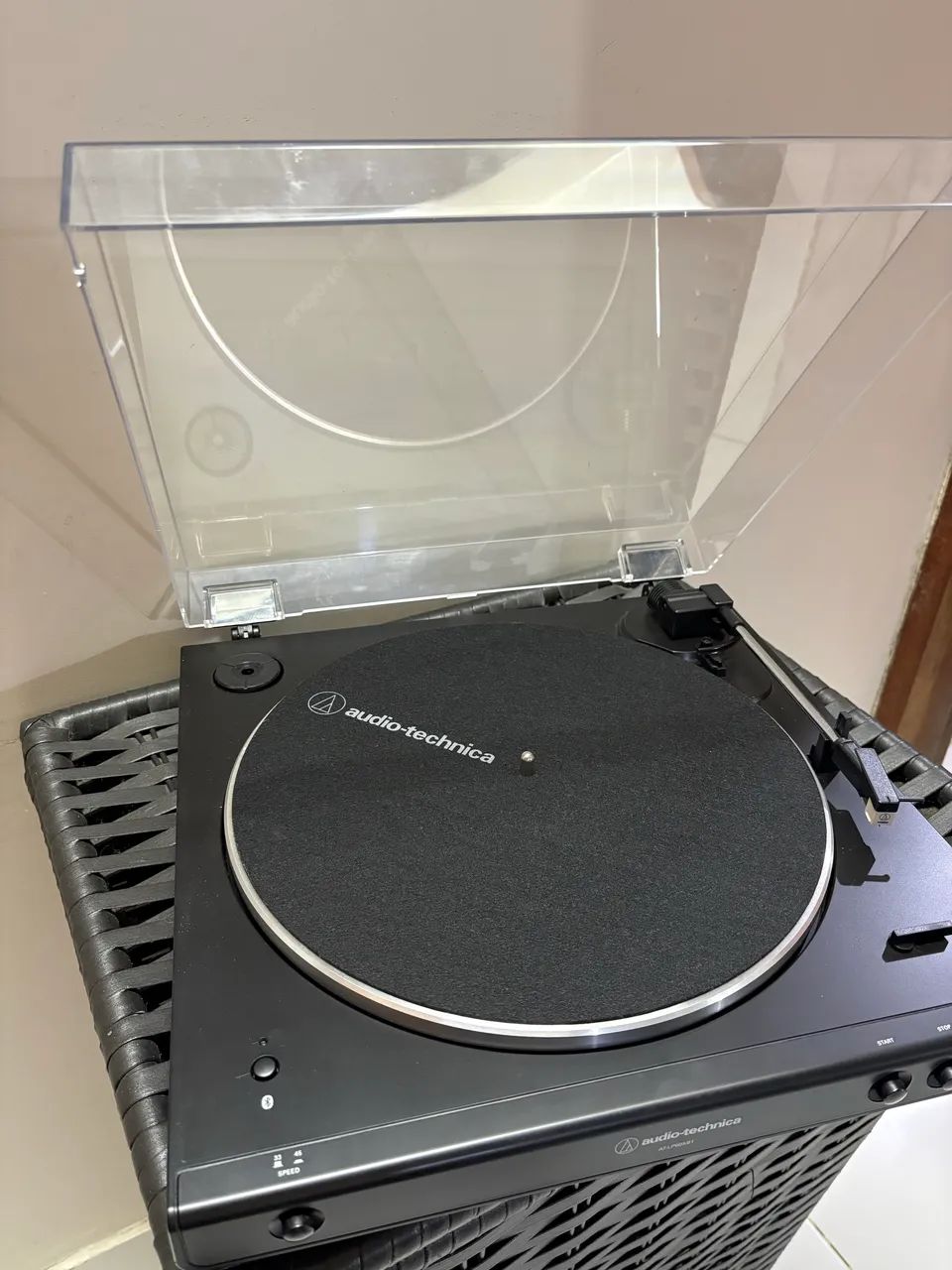 Toca-Discos Vinil Audio-Technica Automático AT-LP60X-BK
