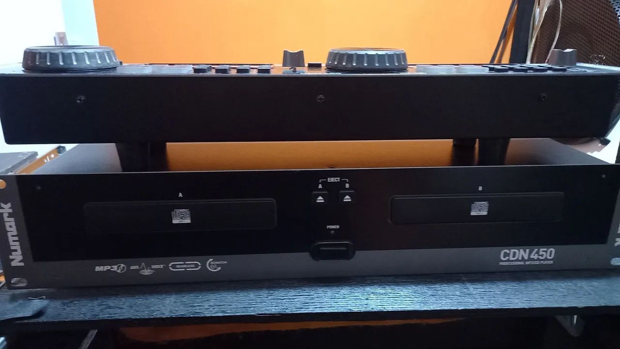 Cd j player Numark cdn 450 padrão Rack - Foto 4