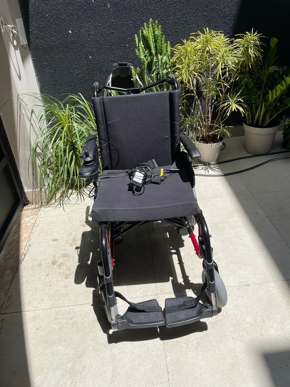 Cadeira de Rodas Motorizada Ortografa - Assento 46cm (ZERADA / NUNCA USADA) - Foto 2