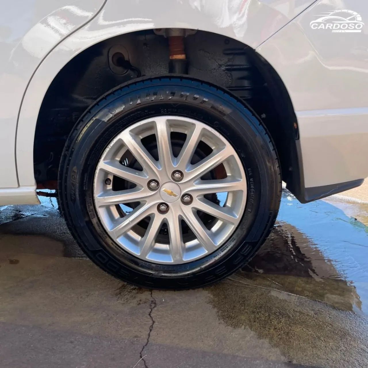 Chevrolet Spin LT 1.8 8V Econo.flex 5P Aut. 2013 - Foto 4