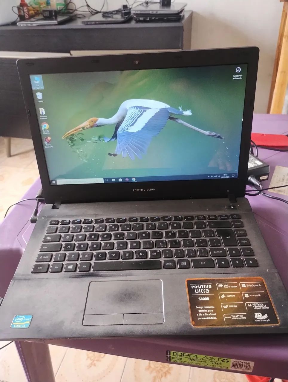 VENDO NOTEBOOK CORE i3 COM 6 GIGAS  SO 299,00 ZAP *80