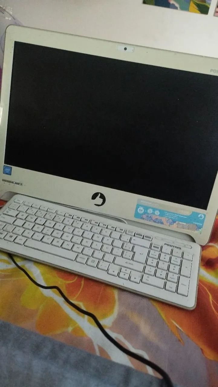 PC Positivo Union / all in one /COM DEFEITO