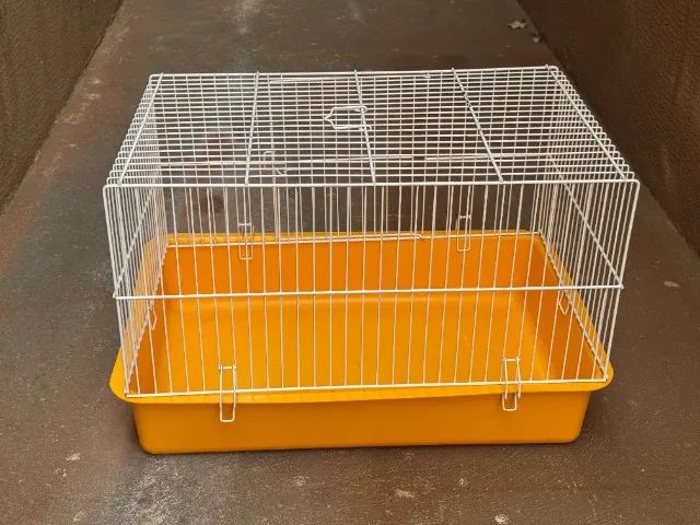 Vendo gaiola para coelho