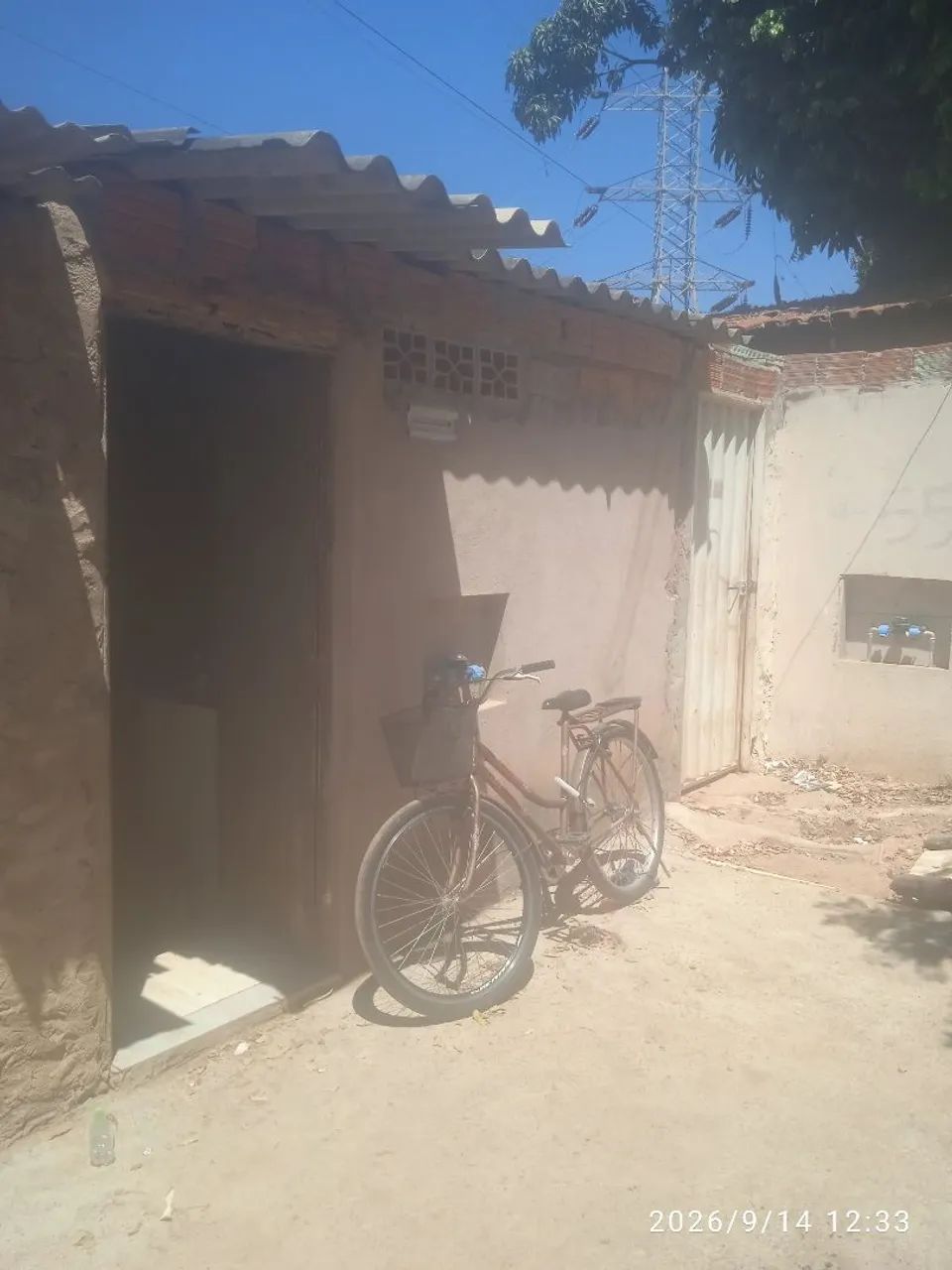 Vende-se barraco