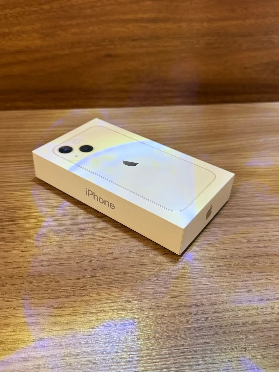 iPhone 13 mini, super conservado, com cabo e caixinha. - Foto 4