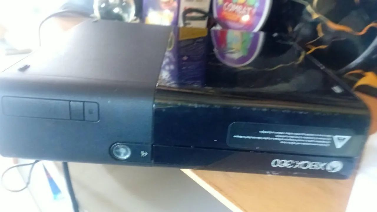 Xbox 360 slim 