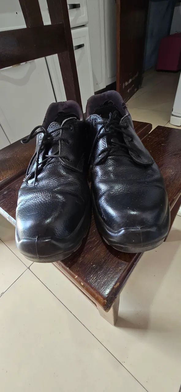 Bota de couro para trabalho N42/43 - Foto 3