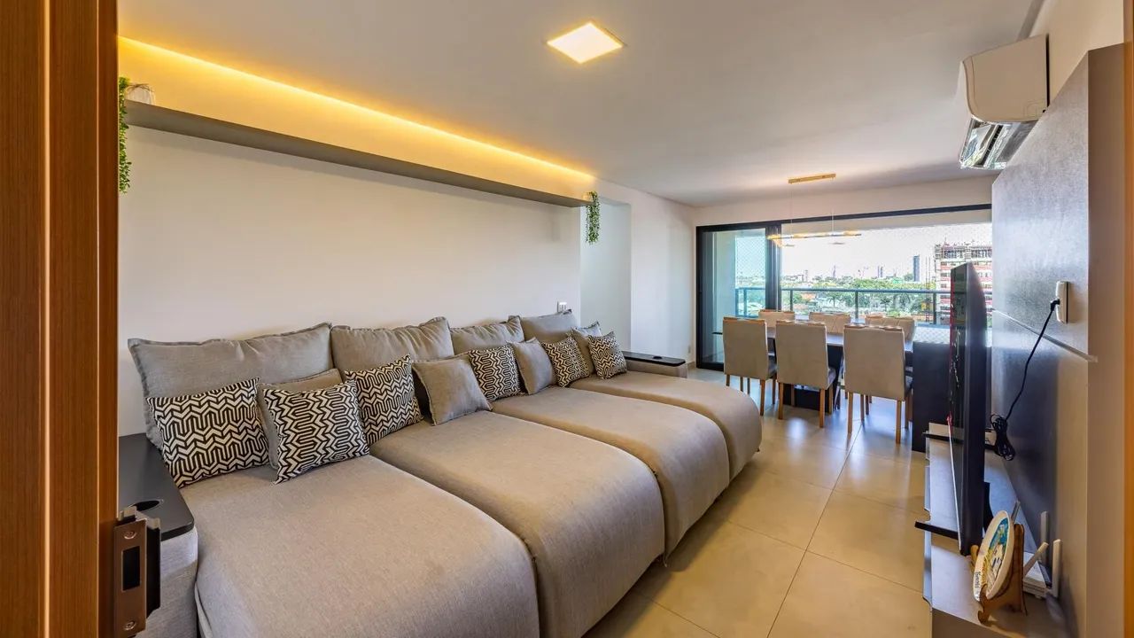 Apartamento mobiliado no Edifício Atoll com 104 m², 3 suítes e lazer completo