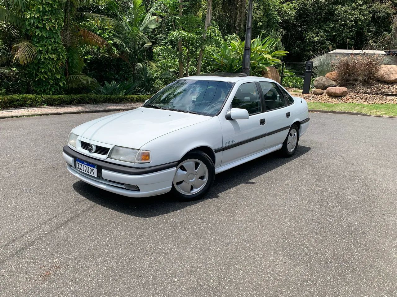 Chevrolet Vectra GSI 2.0 16V (modelo Antigo) 1995 - Foto 2
