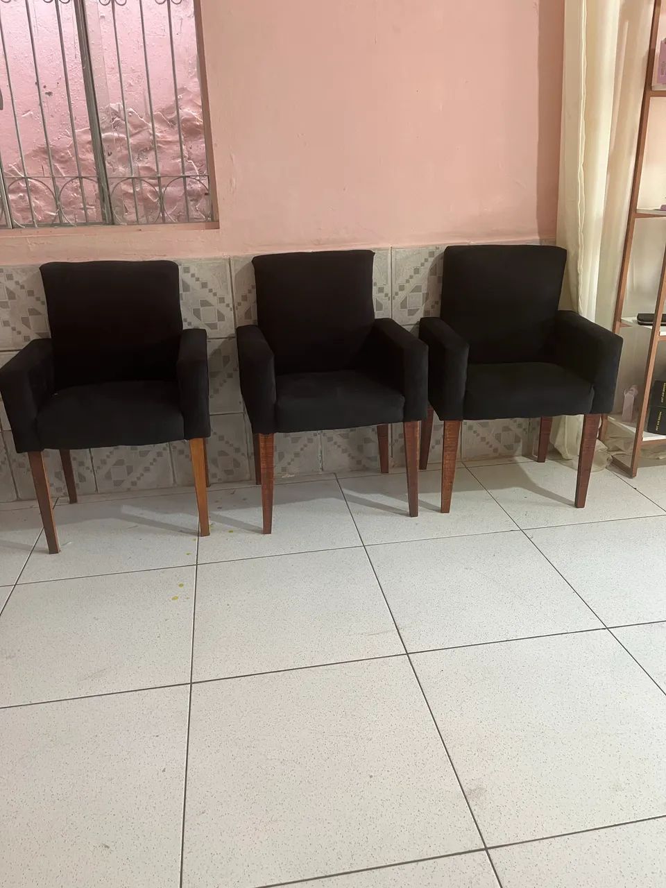 Vendo 3 poltronas NOVAS por apenas 500,00 - Foto 2