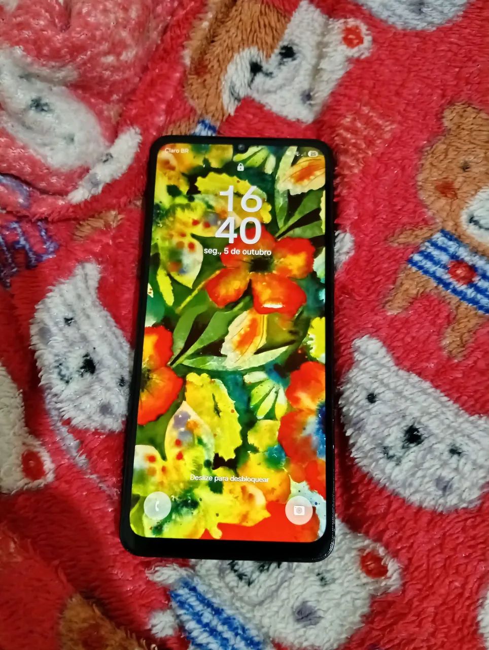 Vendo Celular novo menos de um mês de uso