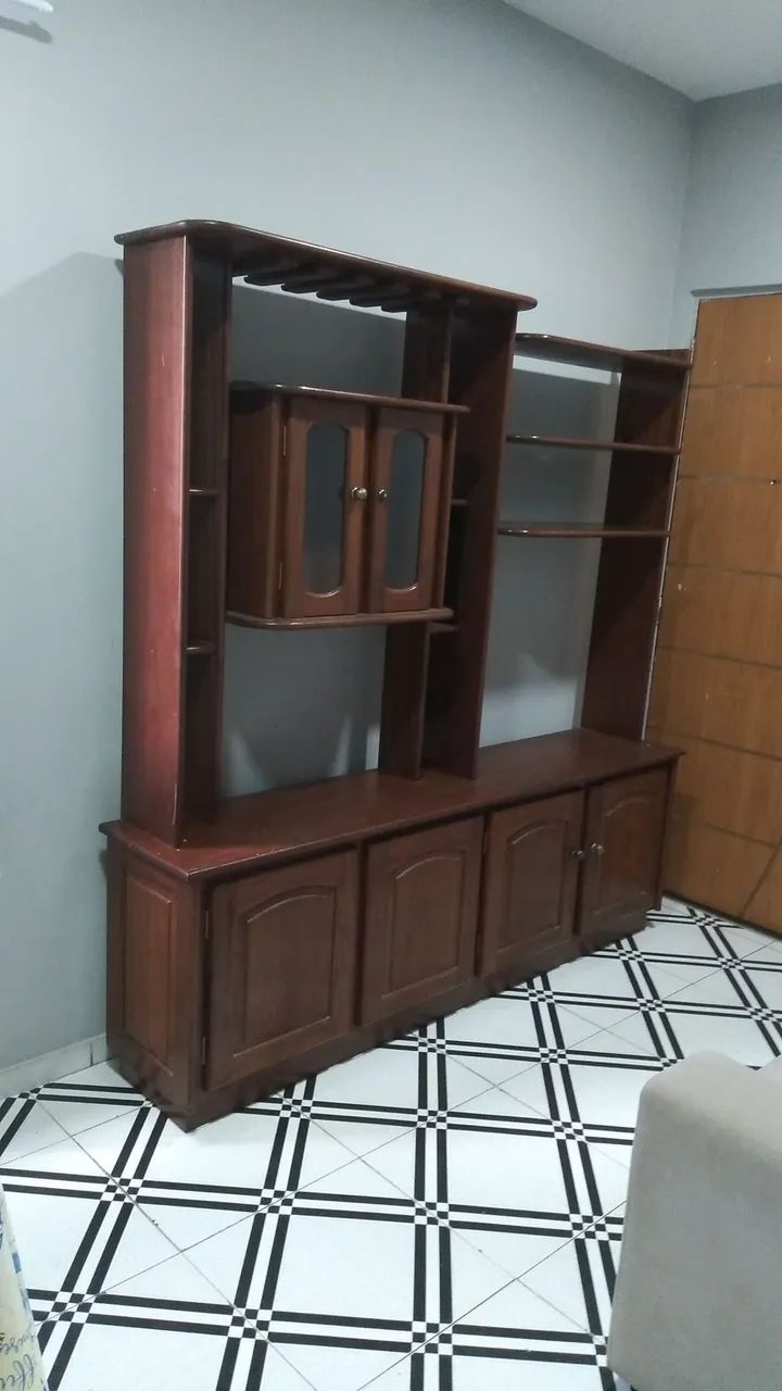 Estante de madeira maciça estilo vintage