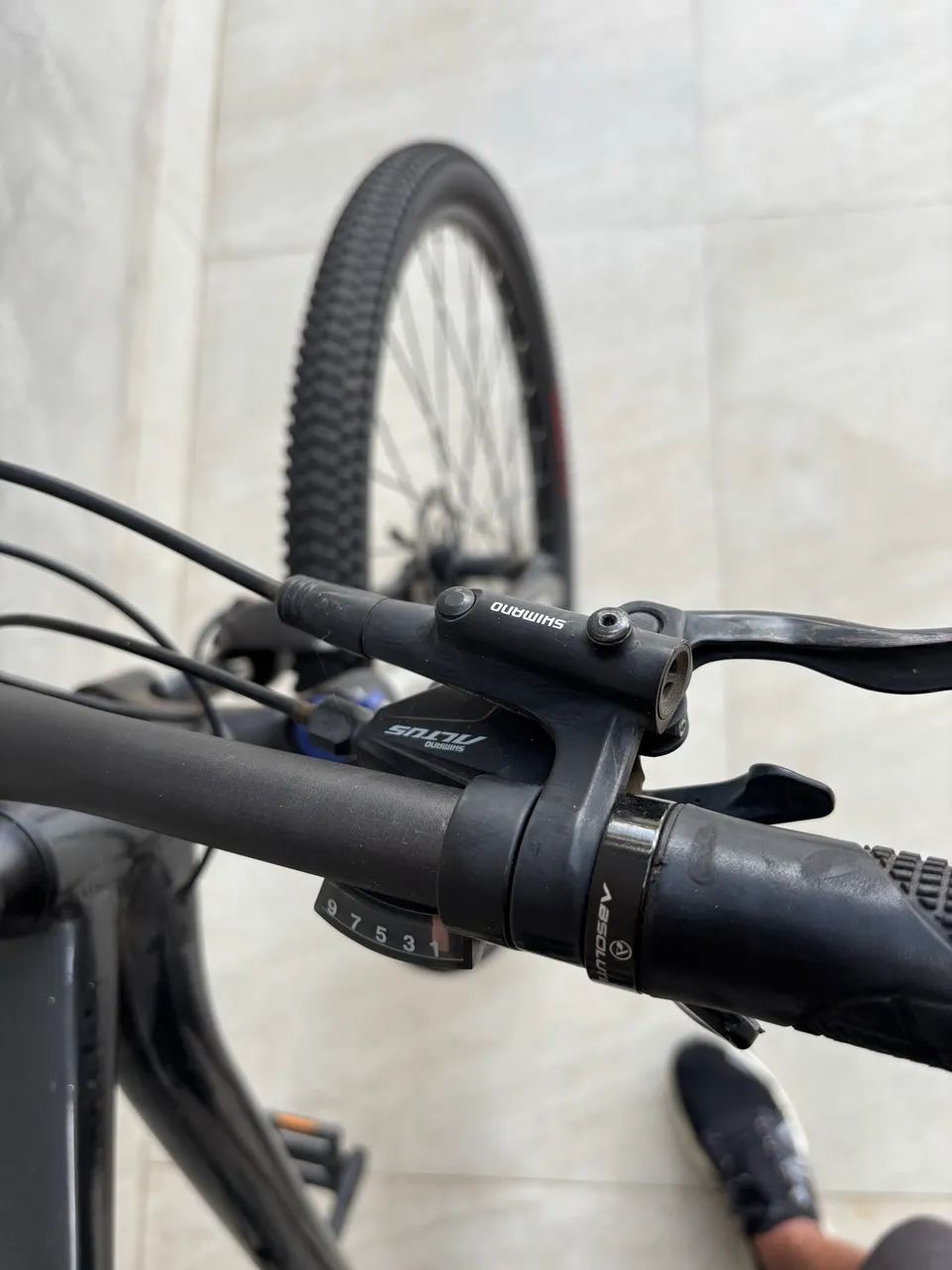 Vendo ou troco Bicicleta Cannondale MTB Aro 29 - Foto 3