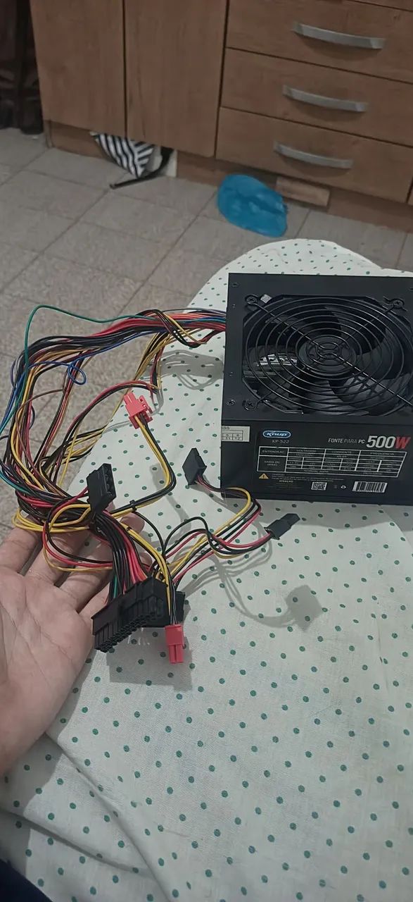 Vendo fonte de Pc 500w - Foto 2
