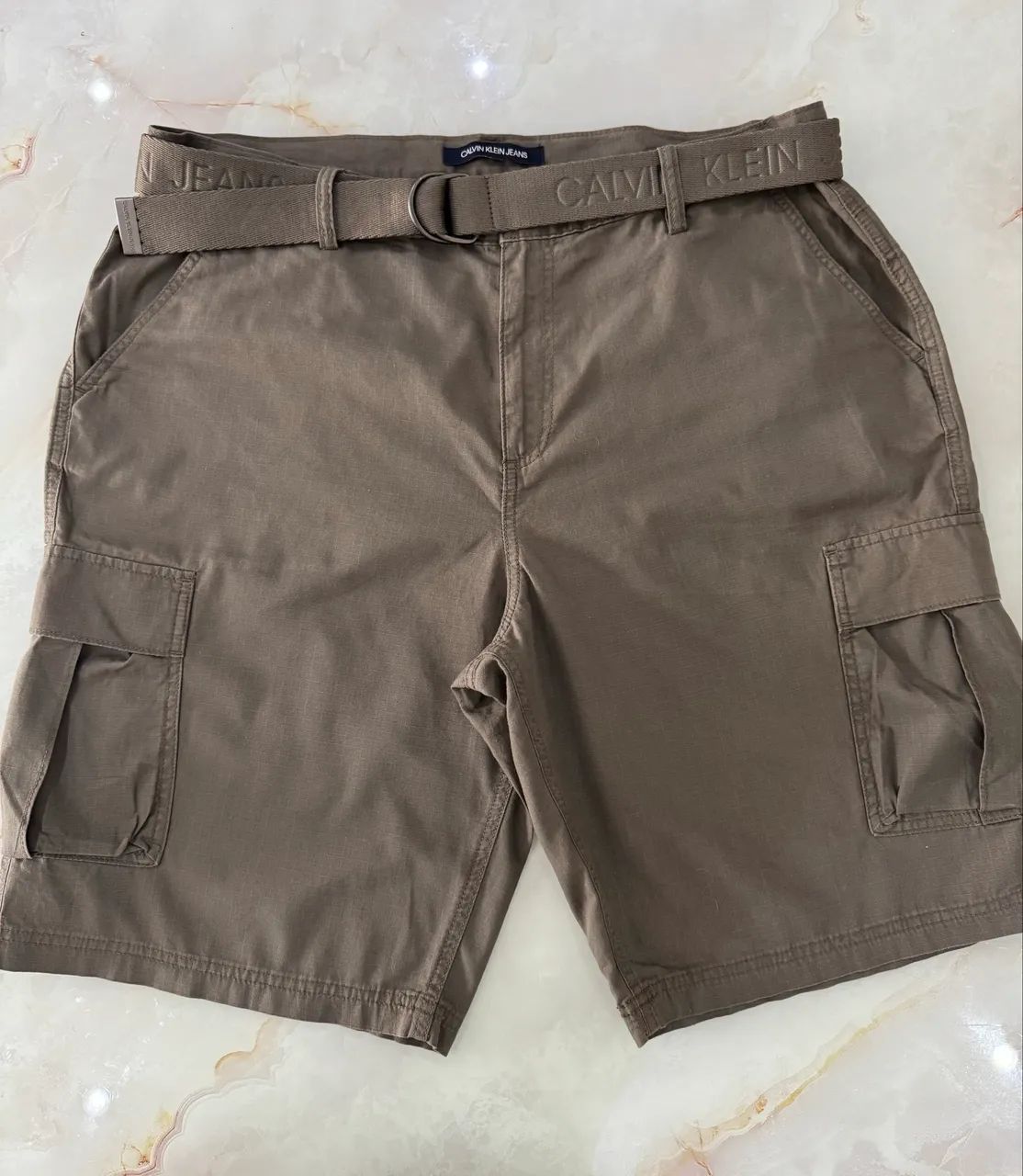 Bermuda Cargo Calvin Klein tamanha 50
