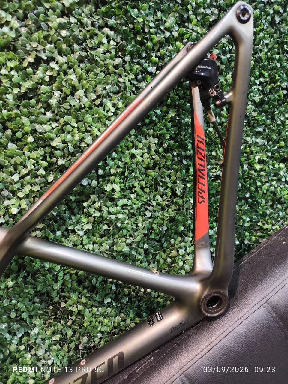 Quadro Specialized epic carbon tamanho 15 - Foto 3