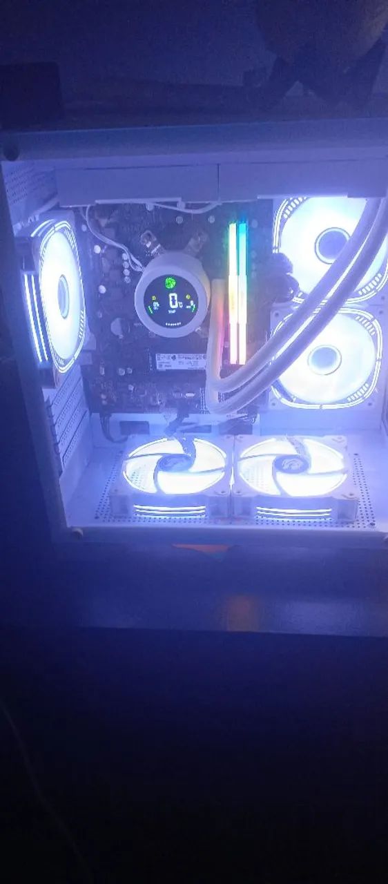 Complete gaming PC453824900351272961