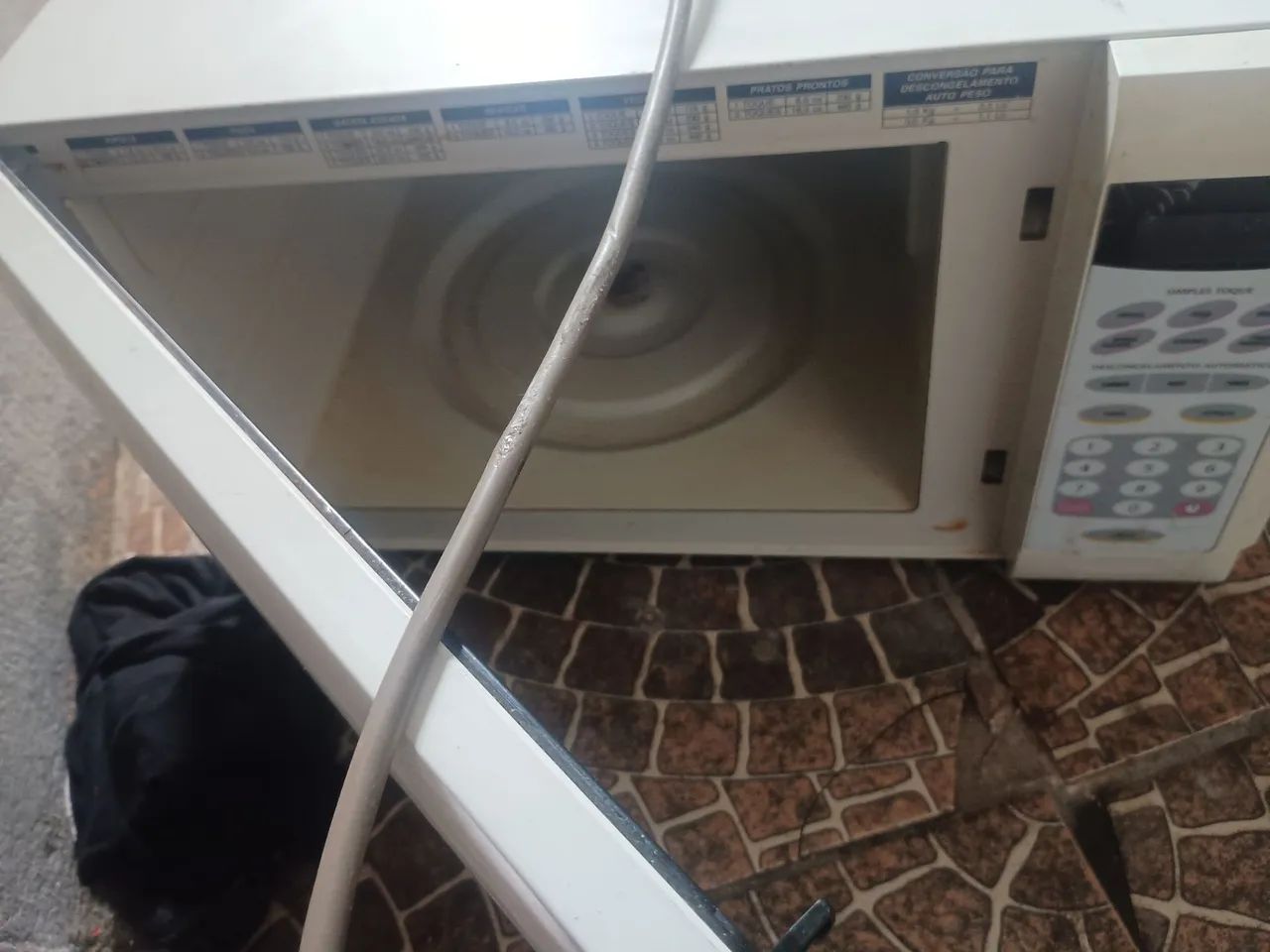 Televisão e microondas  - Foto 2