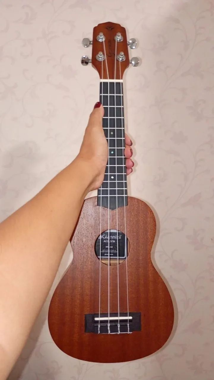 Ukulele Giannini 