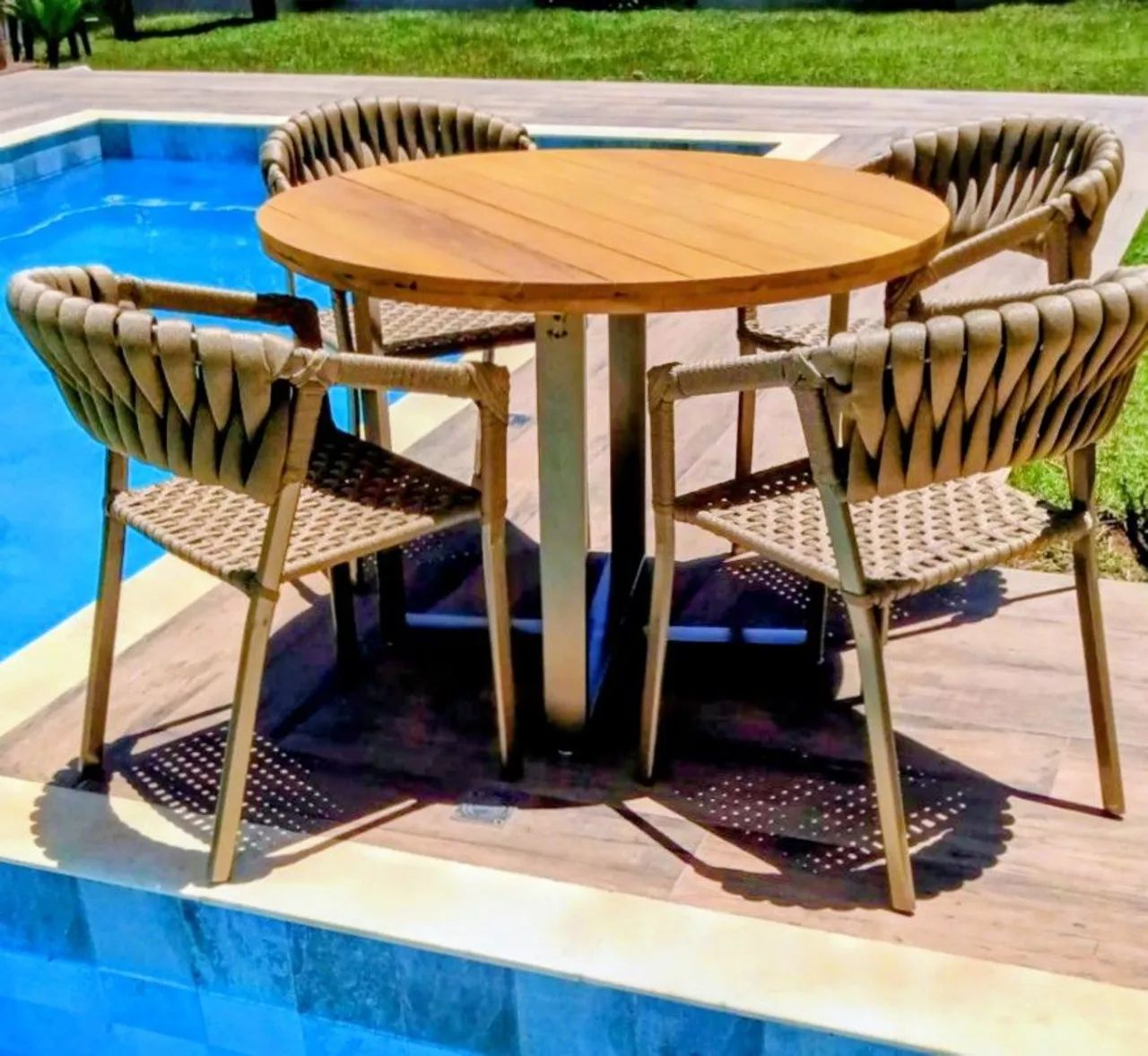 Conjunto mesa e cadeiras tricô corda náutica 