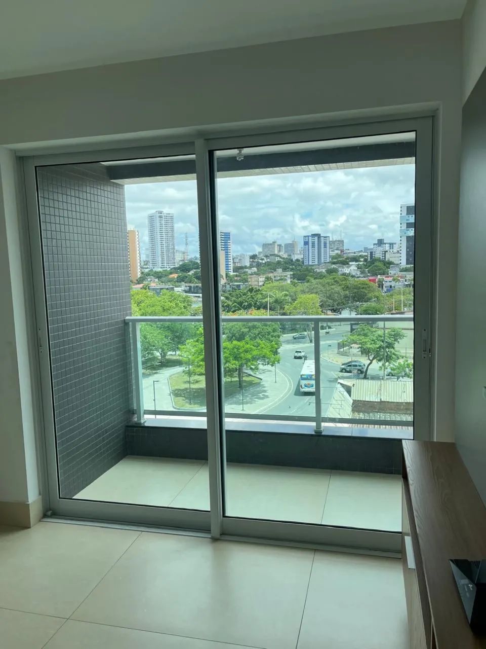 Alugo apartamento de 01 quarto  projetado