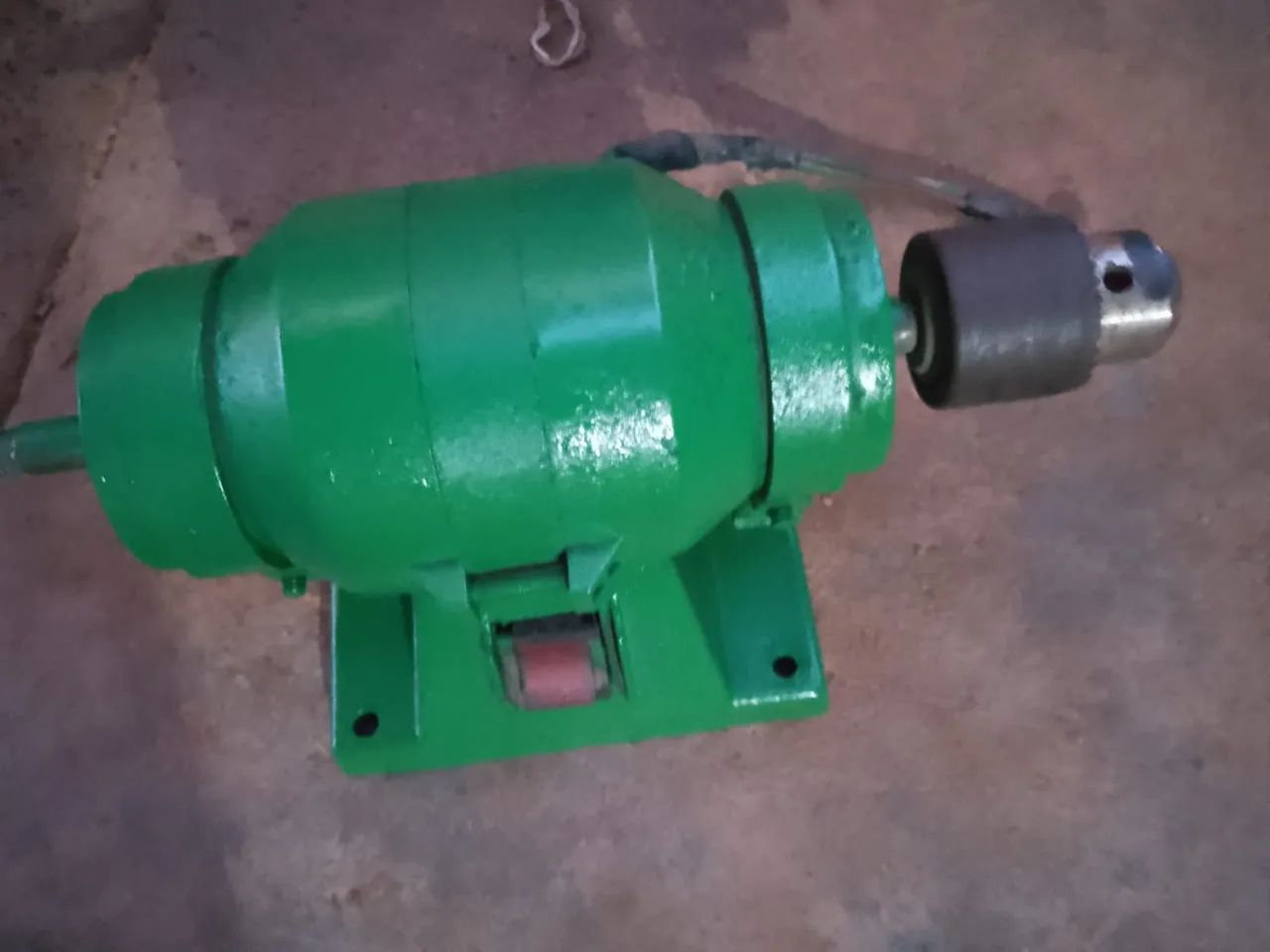 Vendo motor esmeril com mandril