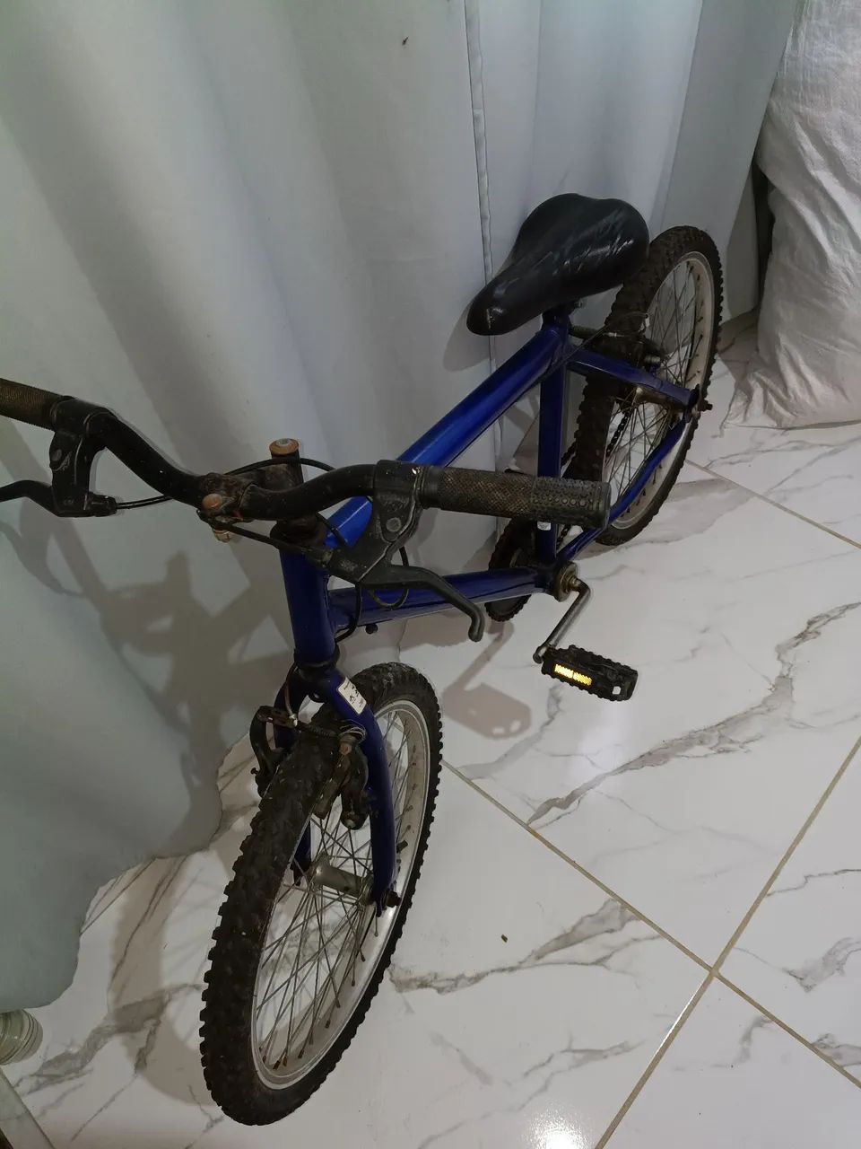 Bicicleta infantil aro 20  - Foto 2