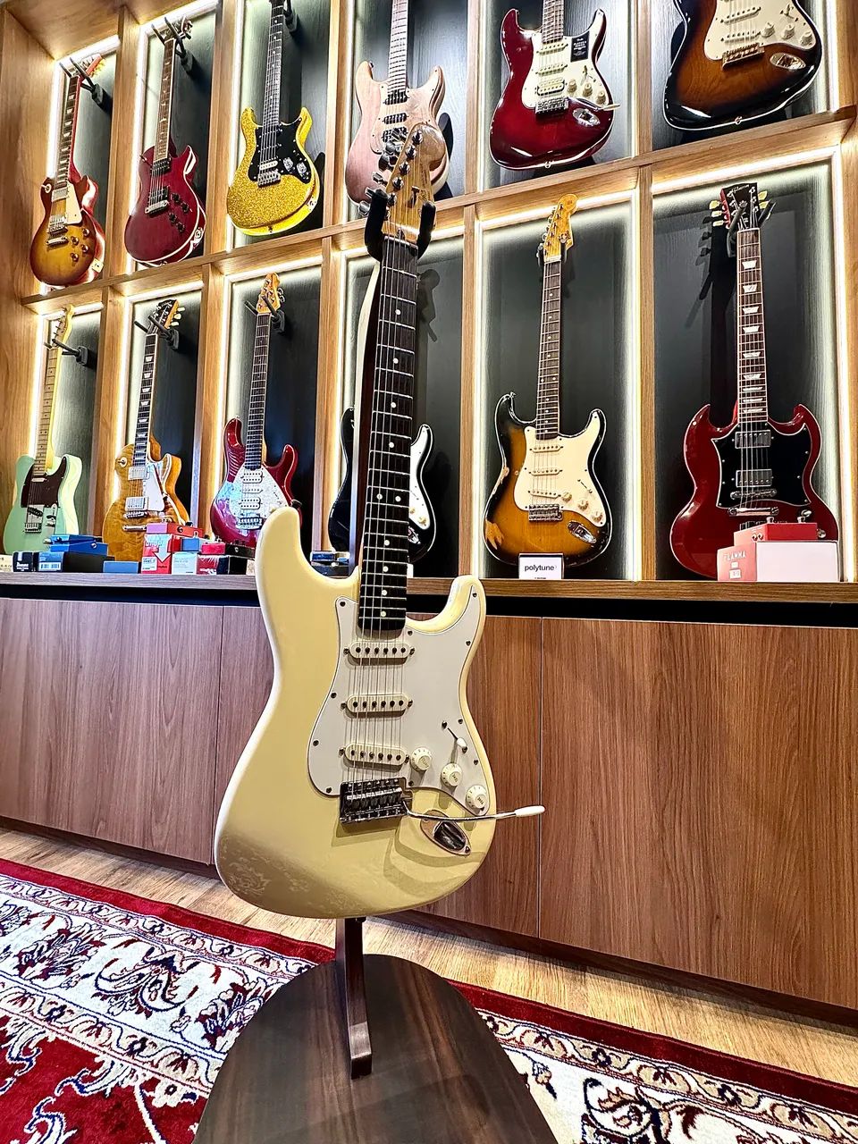 Fender Mex コンポーネント　オリンピックホワイト FENDER STRATO MEX OLIMPIC WHITE - Instrumentos musicais - Itália