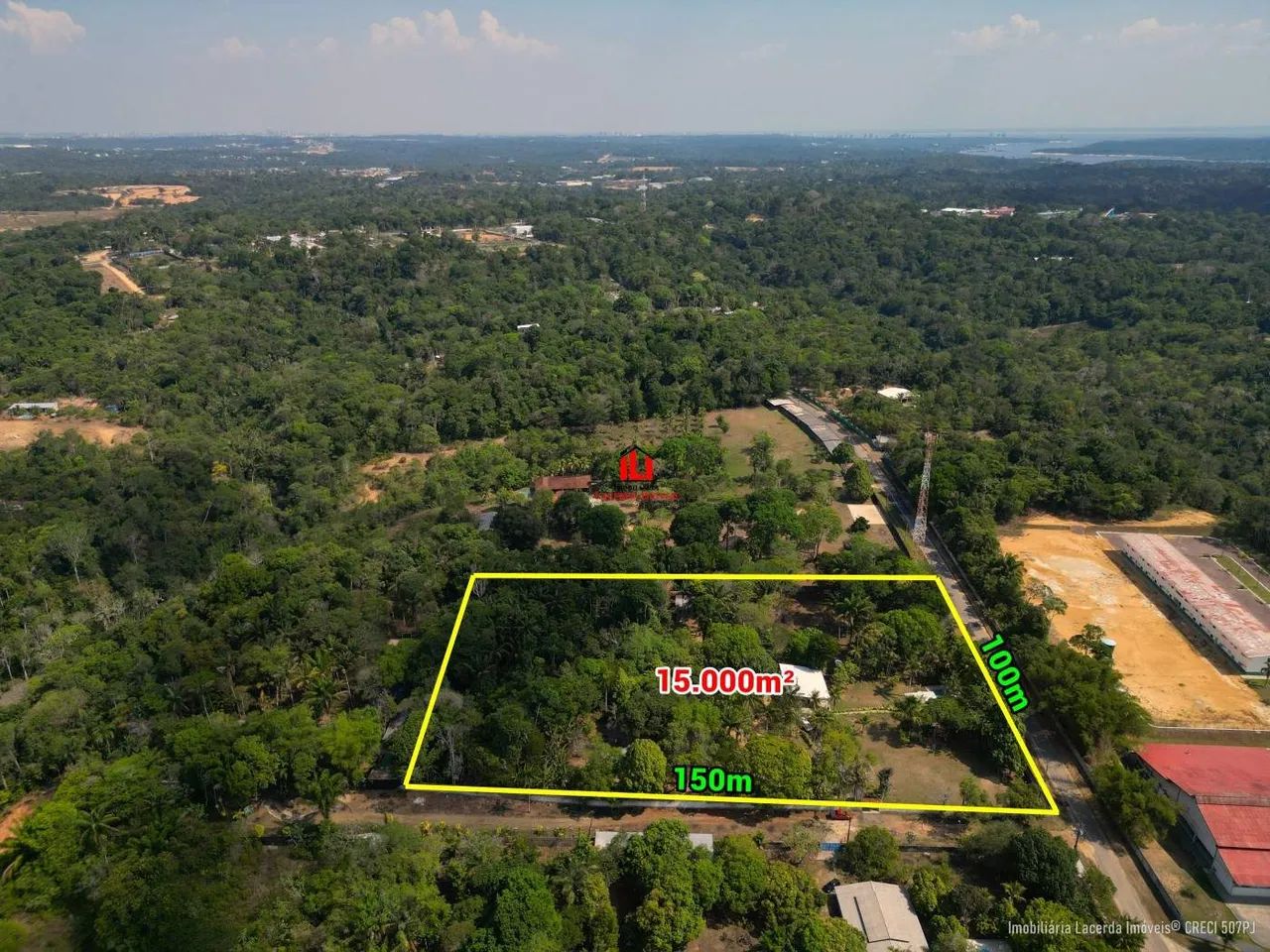 Chácara com 15.000m² de esquina, 100% murado, Documentado - Foto 2