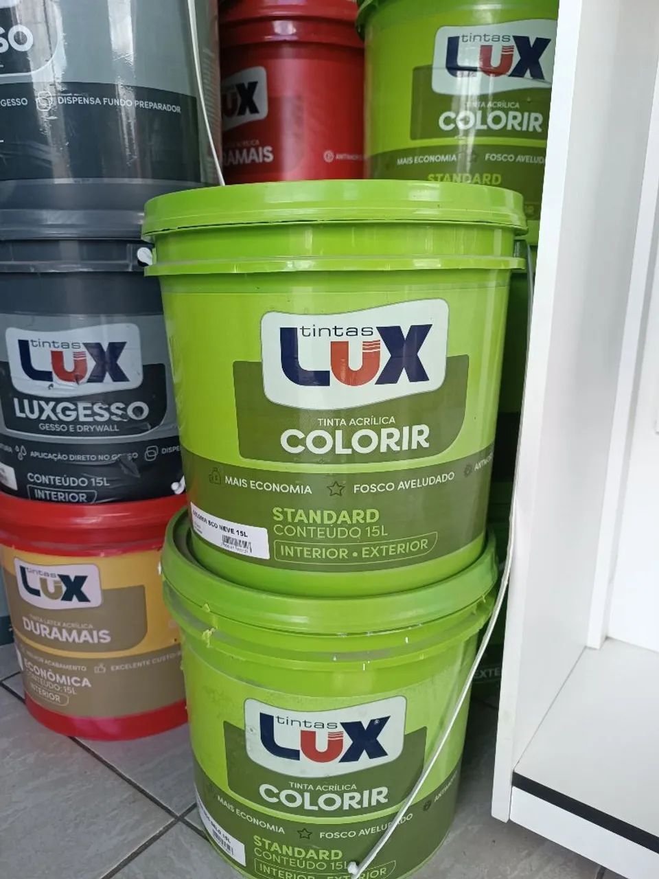 Exterior Coloring Paint in Various Colors
