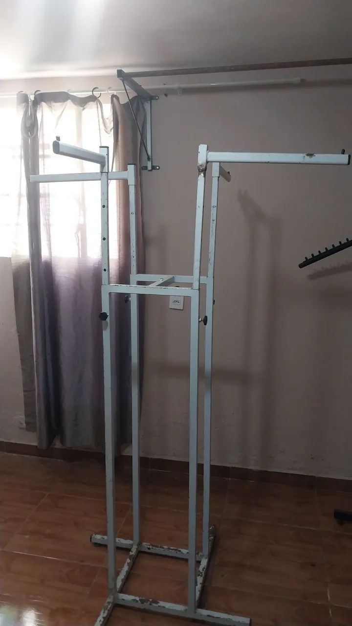 Vendo equipamentos para lojas de roupas  - Foto 5