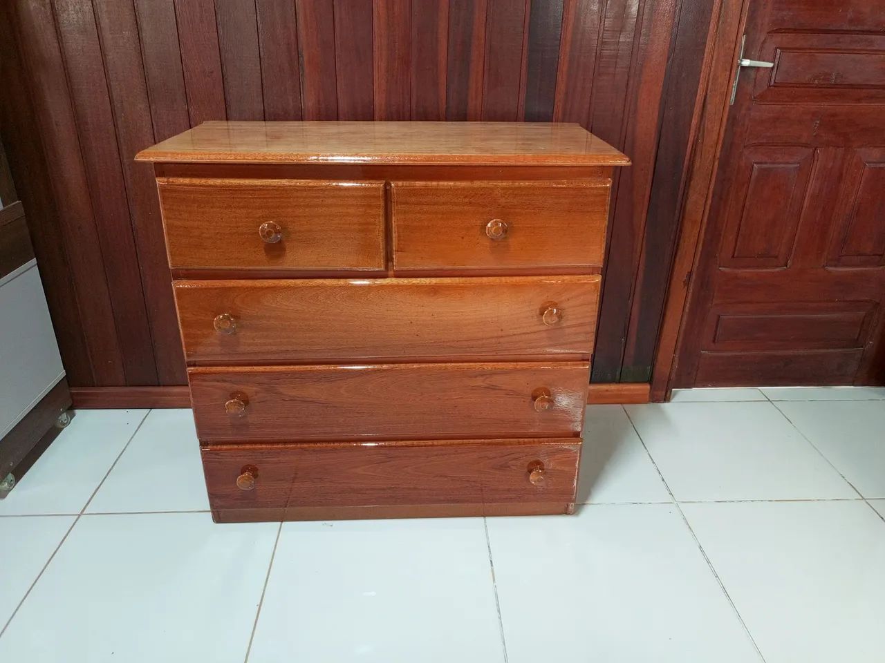 Cômoda em madeira  - Foto 2