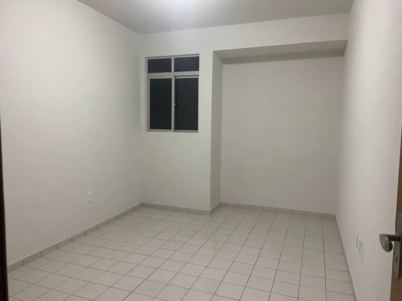 VAGA DE QUARTO PARA MULHERES - Foto 2